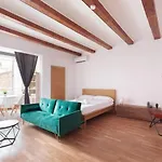 Spacious Doubleroom Apartment At Sants