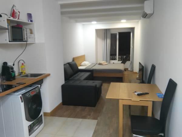 Spacious Doubleroom At Sants Lejlighed
